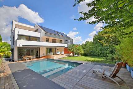 Haus zum Kaufen in Ludwigsburg 2.899.000,00 € 490 m²