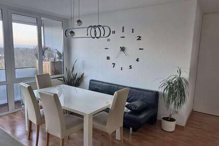 Wohnung zum Kaufen in Krefeld 145.950,00 € 75 m²