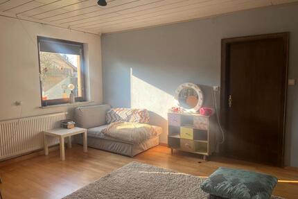 3-Zimmer-Wohnung in Treischfeld zu vermieten - Eiterfeld