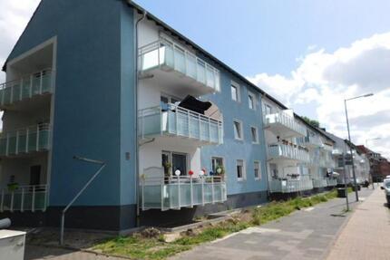 ***Einziehen und Wohlfühlen - ansprechende 2-Zimmer-Wohnung mit Balkon und Vinylboden*** - Krefeld Benrad