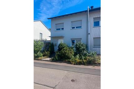 Doppelhaushälfte - 610.000,00&nbsp;EUR Kaufpreis, ca.&nbsp; 210,00&nbsp;m&sup2; in Steinen (PLZ: 79585)