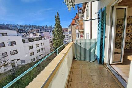 Attraktiv gelegene 3-Zimmer-Wohnung mit Süd-Balkon und Einzelgarage - Stuttgart