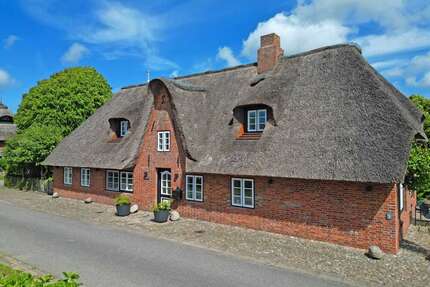 Haus zum Kaufen in Oldsum Toftum 1.369.000,00 € 183 m² - Oldsum / Toftum