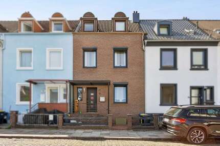 Haus zum Kaufen in Bremen Gröpelingen 245.000,00 € 121.68 m² - Bremen / Gröpelingen