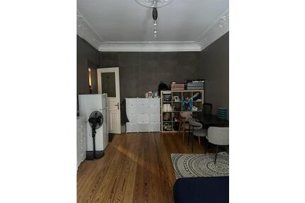 Wunderschöne Altbauwohnung zur Zwischenmiete (April) in Eppendorf - Hamburg