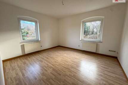 Wohnung zum Mieten in Lößnitz 294,00 € 49 m²