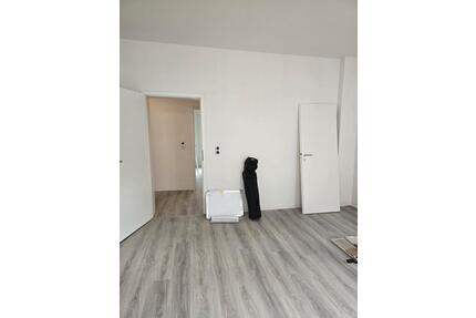 3 Zimmer Wohnung mit Küche in Kiel- Gaarden zu vermieten