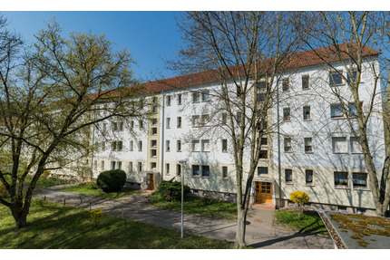 Wohnen mit der Familie!-4-Raum-Wohnung im Thälmanngebiet - Eisenach