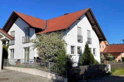 Komplettes Top gepflegtes DH mit Garten und Garagen 2xDHH - Oberschneiding