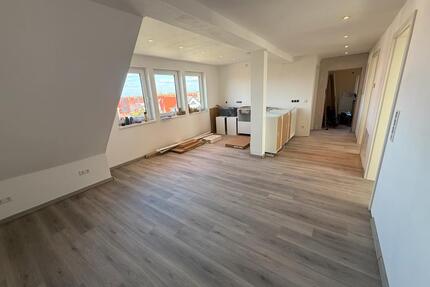 Moderne Wohnung nach Kernsanierung - Erstbezug! - Ronnenberg