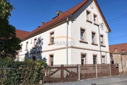 Haus zum Kaufen in Neukieritzsch 899.000,00 € 249.78 m²