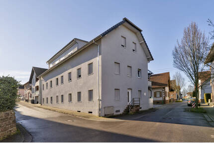 Gepflegtes Mehrfamilienhaus mit 6 Wohneinheiten und Stellplätzen - Friesenheim
