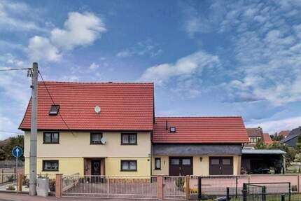 Großzügiges Wohnanwesen - vielseitig nutzbar für Familien oder kombinierte Wohn- und Arbeitswelt - Breitungen