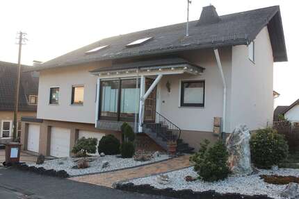 Wohnung zum Mieten in Kirchen 850,00 € 154 m²