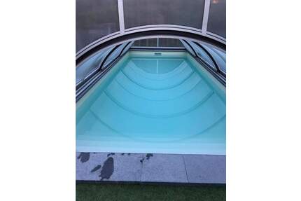 Einziehen & Wohlfühlen: Freistehendes Traumhaus mit Pool, Gartenparadies und Doppelgarage - Magdala Göttern