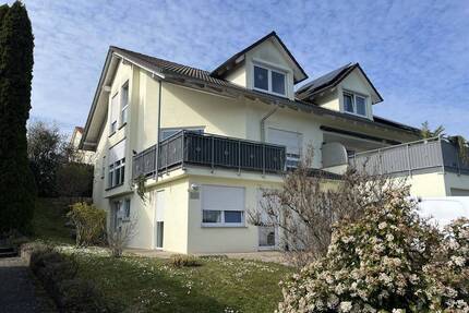 Modernes Wohnen in einmaliger Aussichtslage - Top gepflegte Doppelhaushälfte mit viel Platz für die ganze Familie - Rottenburg am Neckar