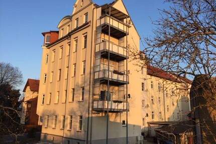 Helle 2-Zimmer-Wohnung mit Aufzug in Altenburg