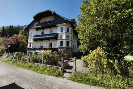 Haus zum Kaufen in Kiefersfelden 960.000,00 € 372 m²