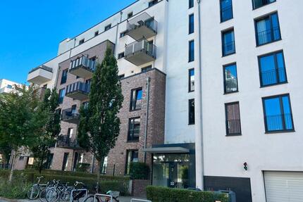 Traumhafte Mietwohnung mit zwei Außenflächen in Hamburg-Othmarschen - Wentzel Dr.