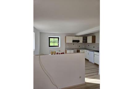 2-Zimmer-Wohnung zu vermieten - 780,00&nbsp;EUR Kaltmiete, ca.&nbsp; 65,00&nbsp;m&sup2; in Arnstorf (PLZ: 94424)