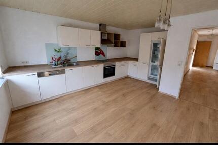 3-Zimmer Wohnung zu vermieten - 900,00&nbsp;EUR Kaltmiete, ca.&nbsp; 97,00&nbsp;m&sup2; in Kehl (PLZ: 77694)