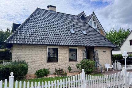 Großzügiges Wohnhaus mit viel Potential in Meckelfeld von Privat - Seevetal Hagolt