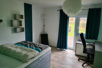 Zwei Zimmer Wohnung ( WG ) - 500,00&nbsp;EUR Kaltmiete, ca.&nbsp; 32,00&nbsp;m&sup2; in Wasungen (PLZ: 98634)