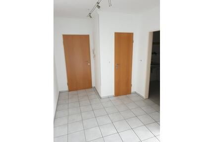 Wohnung 90 qm, Würselen - 1.000,00&nbsp;EUR Kaltmiete, ca.&nbsp; 90,00&nbsp;m&sup2; in Würselen (PLZ: 52146)