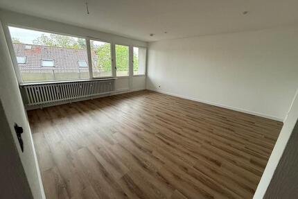 2-Zimmer-Wohnung mit Balkon und viel Tageslicht in Frankfurt am Main
