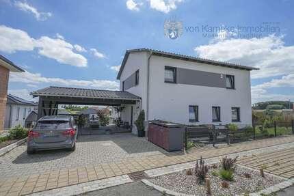 Haus zum Mieten in Uehlfeld 1.750,00 € 172.69 m²