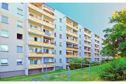 Wohnung zum Mieten in Zwickau 756,00 € 126 m²