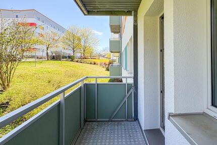 ...Im Handumdrehen im neuen Wohnglück... - Plauen