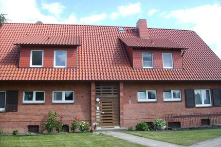 Nur 100 m bis zum Elbstrand: großzügig 4-Zimmer-Wohnung mit Balkon in SchnackenburgE.-von privat-