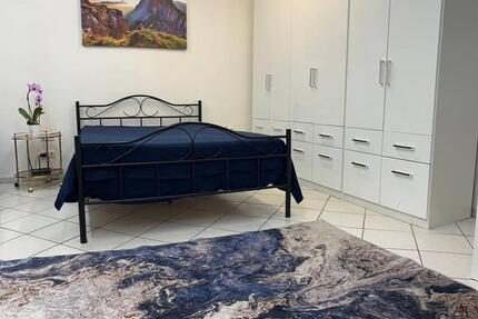 Modern Apartment mit Küche und Möbel in beste Lage - Kerpen Buir