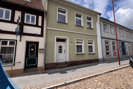 Haus zum Kaufen in Tangermünde 124.000,00 € 120 m²