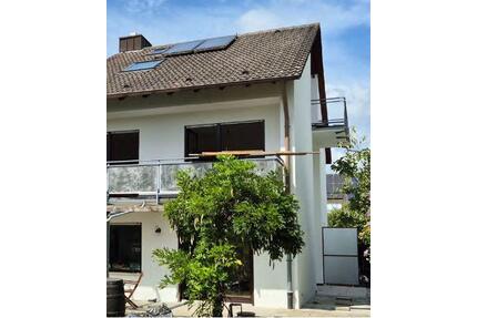 Familienfreundliches Reiheneckhaus in ruhiger Lage mit viel Platz - Karlstadt