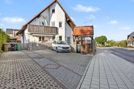 Haus zum Kaufen in Cadolzburg 899.000,00 € 237 m²