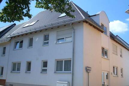 Klein, aber mein, überschaubares 2-Zimmer- Appartement in ruhiger Lage von Zeulenroda zu verkaufen - Zeulenroda-Triebes