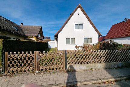 Großzügiges Grundstück mit Altbestand in Ing. Etting zu verkaufen - Ingolstadt Nordost