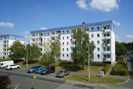 !AB JULI! Frisch renovierte 3-Zimmer-Wohnung im 4. OG - Plauen Altstadt