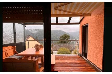 Terrassenwohnung mit traumhaftem Ausblick! - Bad Liebenzell