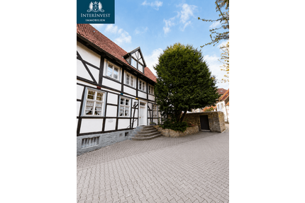 Haus zum Kaufen in Soest 470.000,00 € 290 m²