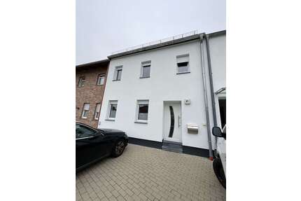 Haus zum Mieten in Heinsberg 950,00 € 101.1 m²