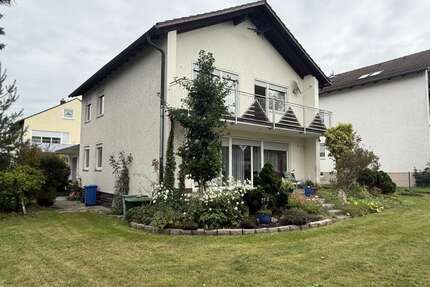 Haus zum Kaufen in Weiden 360.000,00 € 151 m²