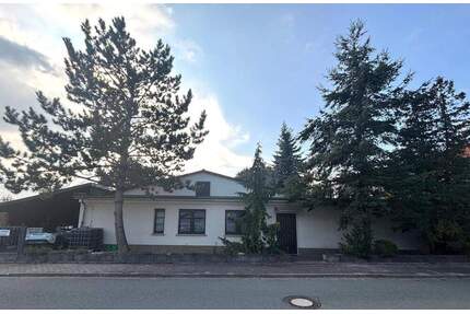 Stilvolle Wohn- und Gewerbeimmobilie in Karsdorf mit charmantem Garten und moderner Technologie - Ein Juwel in Sachsen-Anhalt!