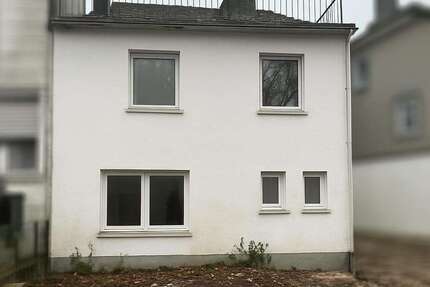 Haus zum Kaufen in Schleiden 84.500,00 € 78 m²