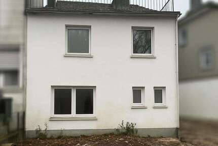 Haus zum Kaufen in Schleiden 99.000,00 € 78 m²