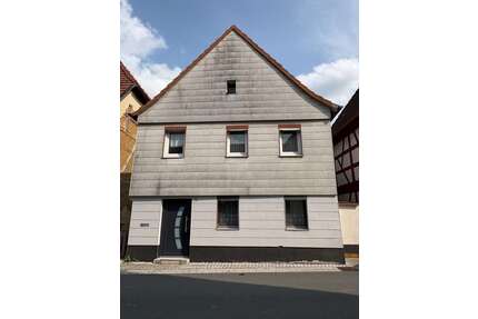 Haus zum Kaufen in Weismain 55.000,00 € 57 m²