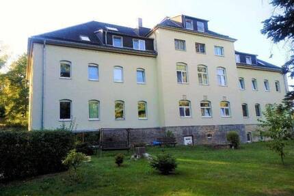 Mit 5 Räumen und 2 Bädern - Günstig mit Ihrer Familie im Grünem Wohnen! - Wildenfels Wiesenburg