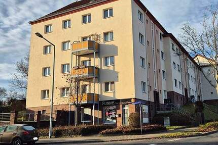 Kleine 2-Raum-Wohnung mit Südbalkon und Traumausblick - Dresden Löbtau-Süd